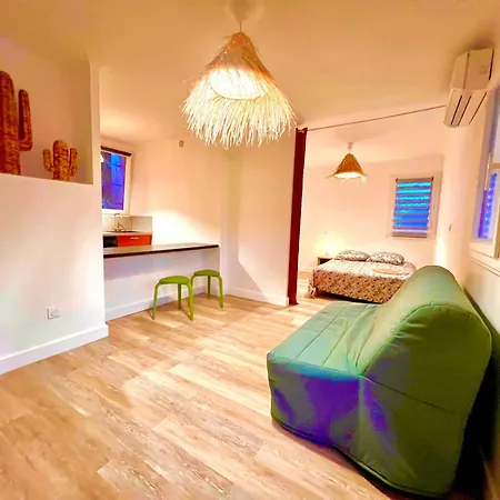 Superbe Bord De Contigu A La Marine De Davia *